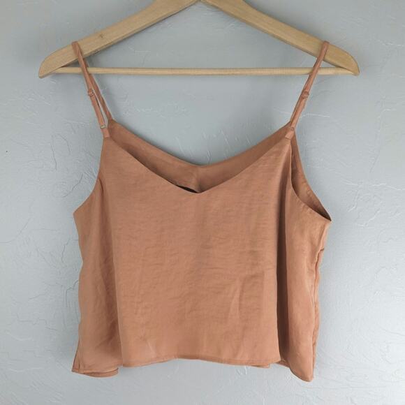 AMERICAN EAGLE Peach Cami Crop Top Size Small - Picture 3 of 9